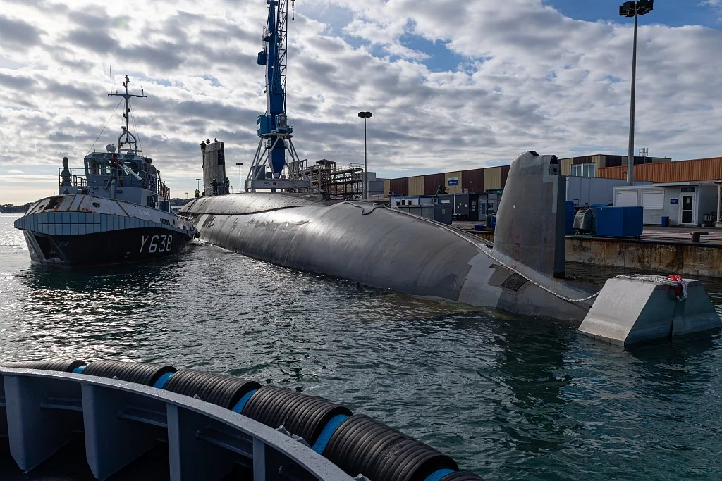 Déplacement du sous-marin Perle