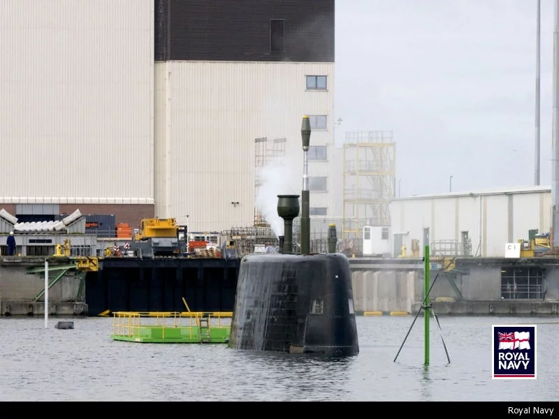Plongée de l'Astute au bassin