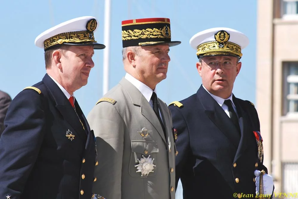 Les chefs d'état-major des armées et de la marine, l'amiral Tanguy