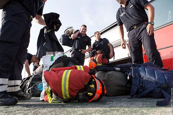 Les marins-pompiers de Marseille en soutien pour les feux de forêt en Corse du Sud