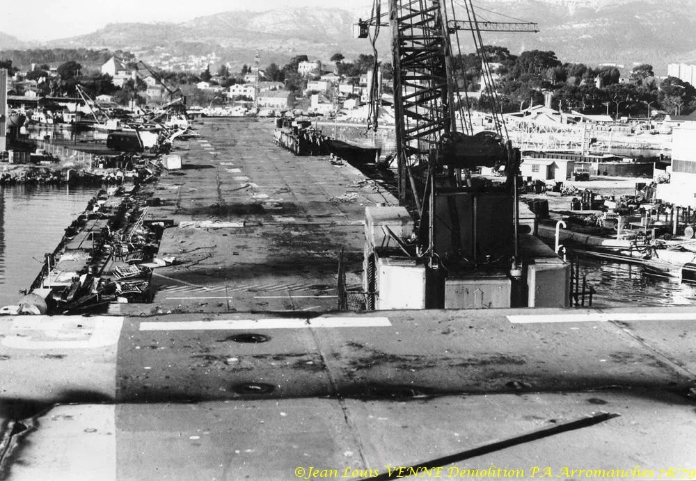 Démolition de l'Arromanches