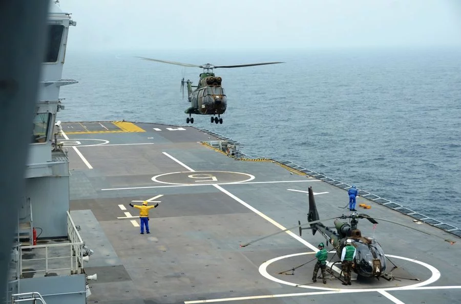 Qualifications aéronautiques sur le BPC Mistral