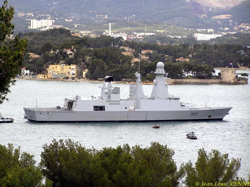 Le Chevalier Paul au moullage dans la baie du Lazaret