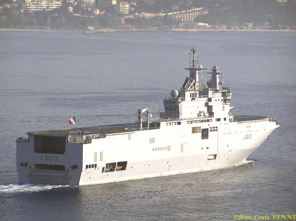 Appareillage du Mistral pour le Japon