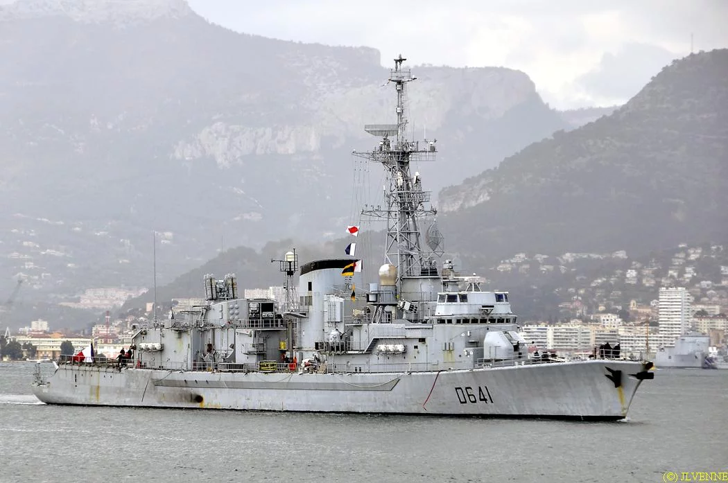 La frégate Dupleix appareille pour la mission Harmattan