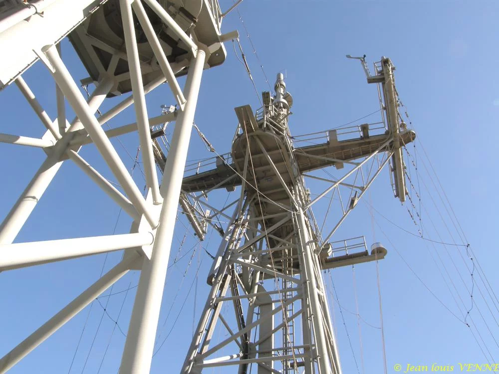 Les mâts de la frégate