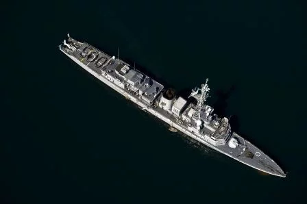 Passation de flambeau sur la frégate « Primauguet »