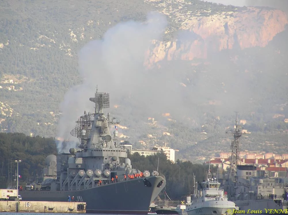 Arrivée Ã  toulon du croiseur Russe Moskva