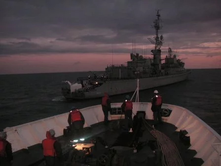 Le Tourville devant le Borda