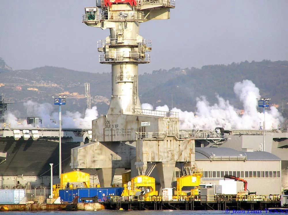 Essais des catapultes du Charles de Gaulle