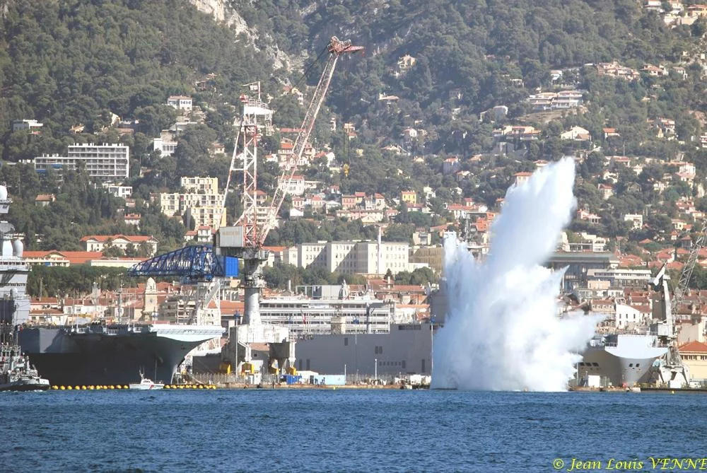 Essais des catapultes du Charles de Gaulle