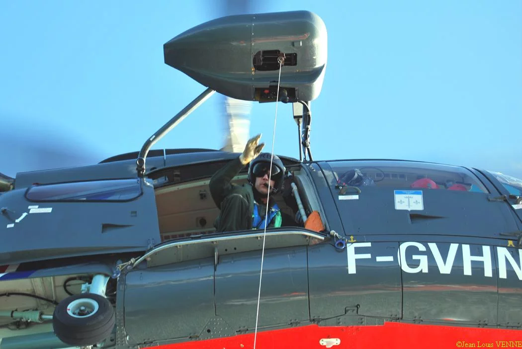 L'hélicoptère Dauphin de service public