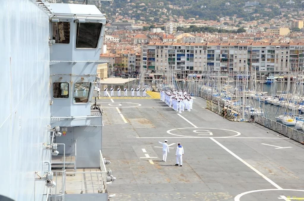 Prise de commandement du BPC Mistral