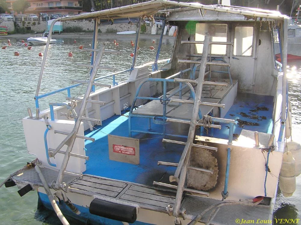 Le bateau d’un club de plongée de La Seyne sur Mer incendié