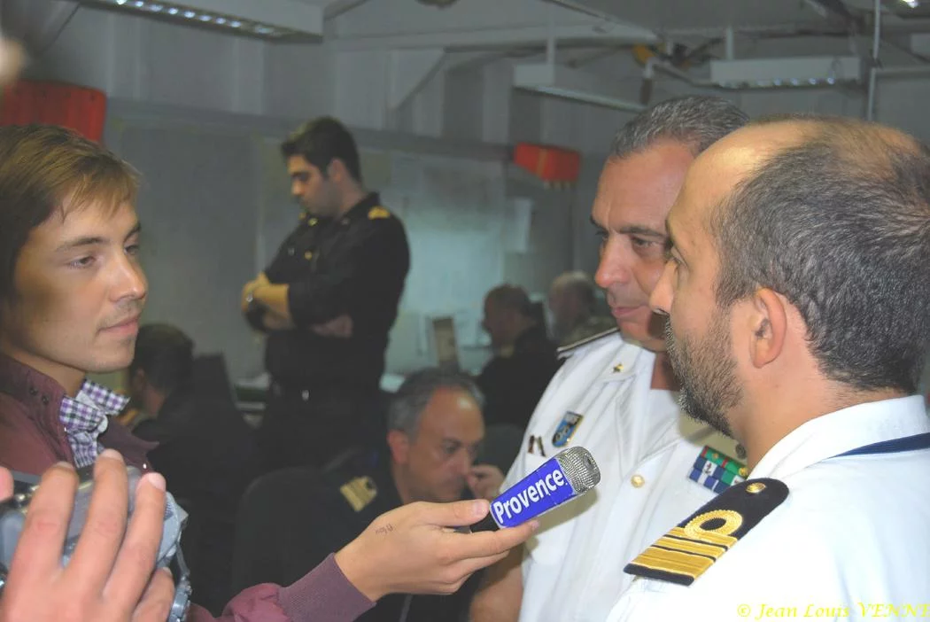 L'amiral Guidiosi répond aux questions de la presse