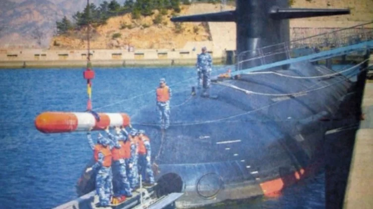 Une nouvelle version du sous-marin nucléaire d'attaque chinois Type 093
