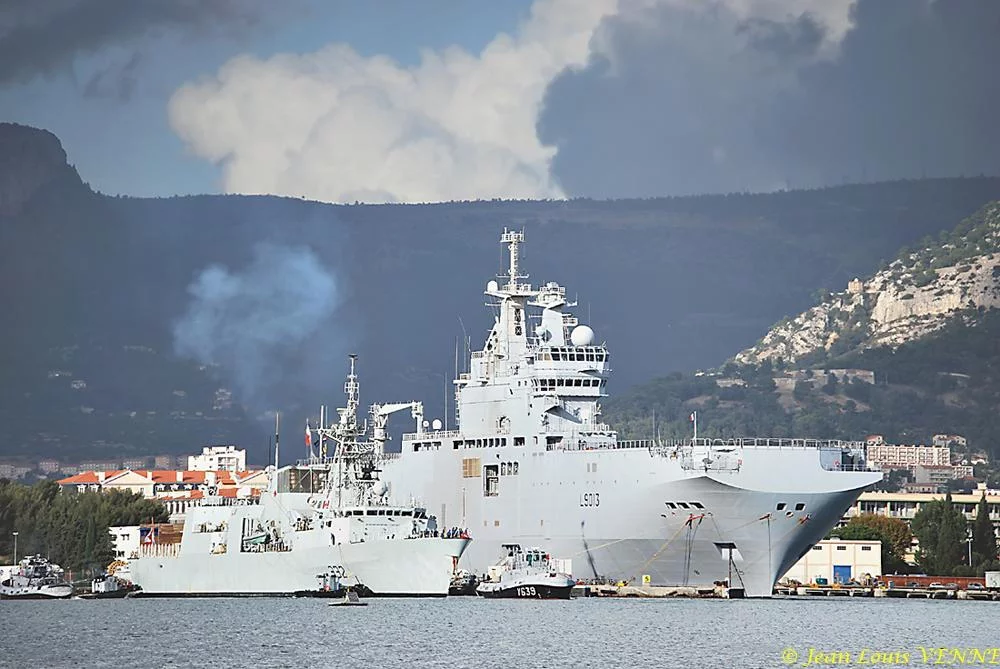 Arrivée à Toulon de la frégate canadienne Ville de Québec