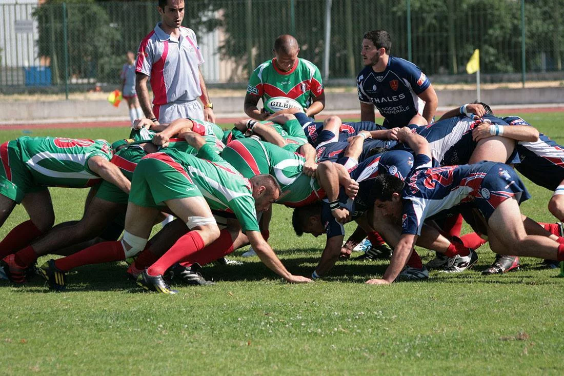 Introduction en mêlée