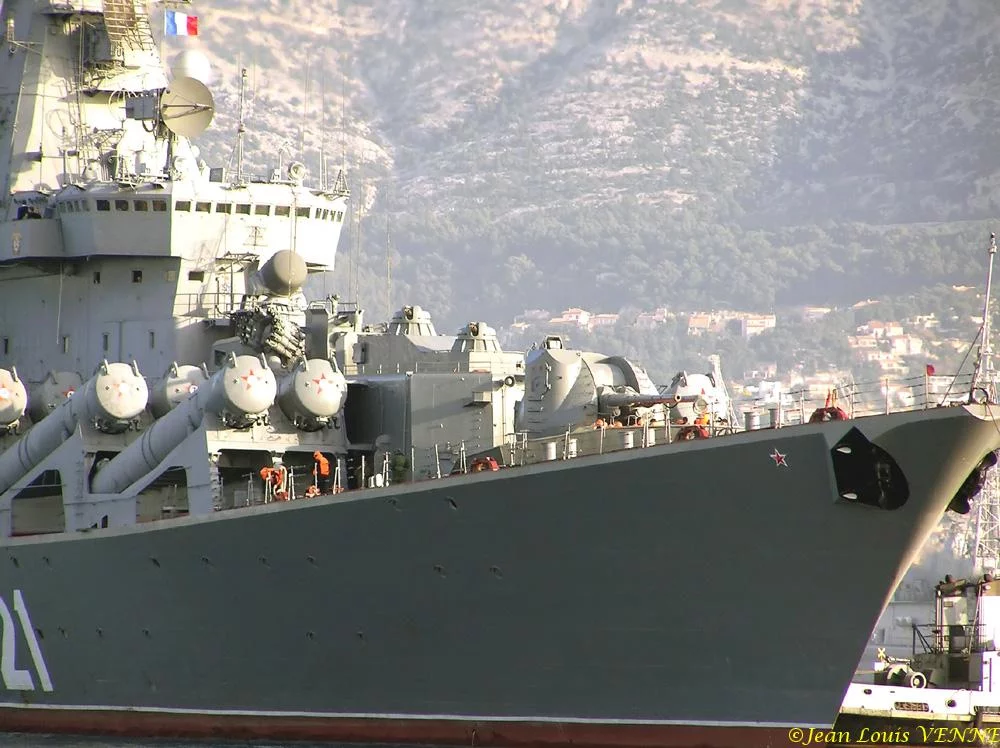 Arrivée Ã  toulon du croiseur Russe Moskva