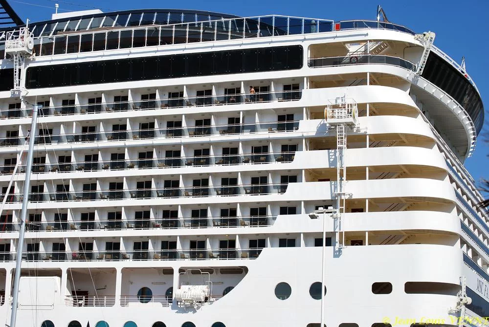 Escale surprise du MSC Fantasia à La Seyne sur Mer