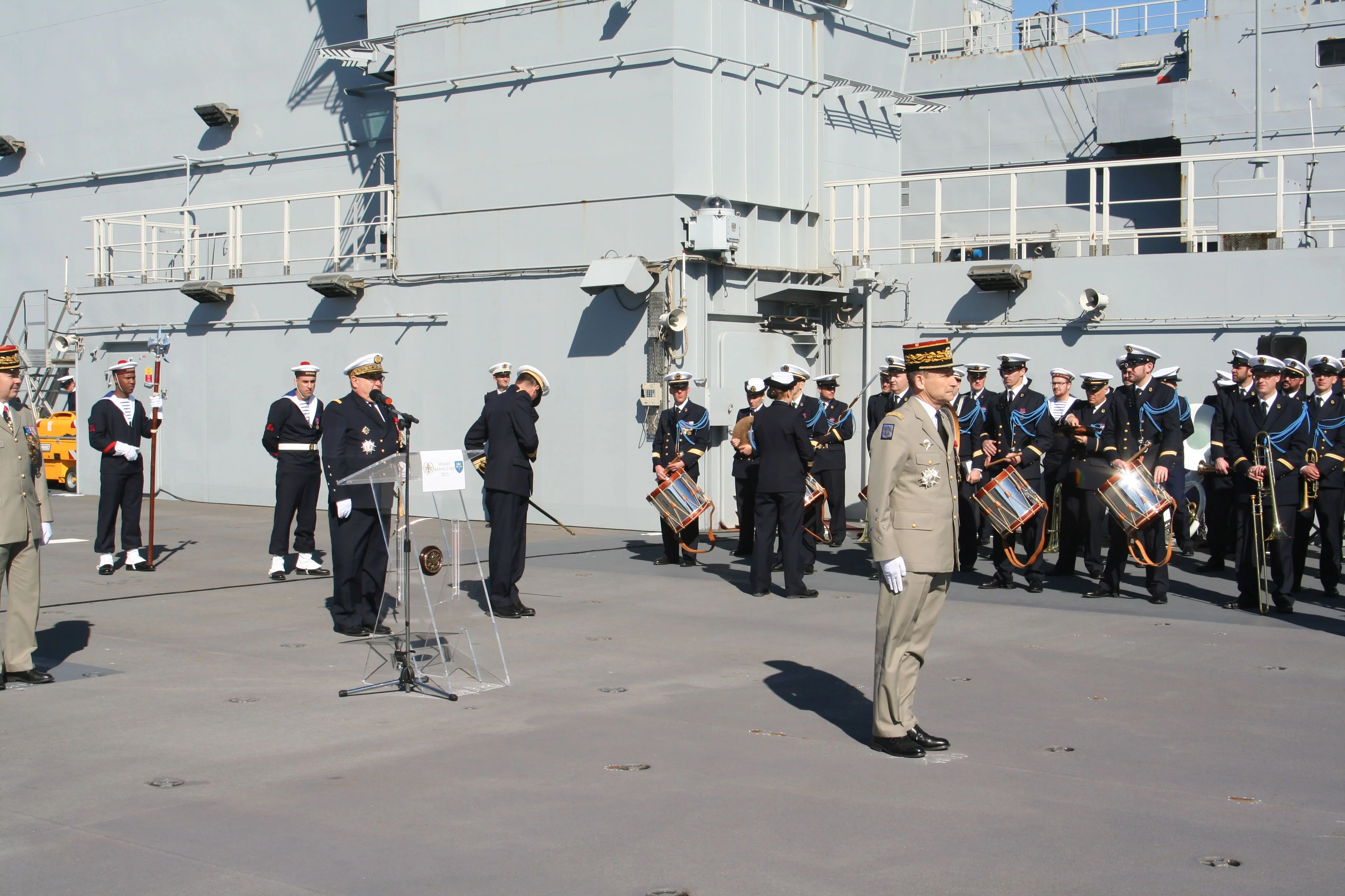 Le chef d'état-major des armées préside la cérémonie