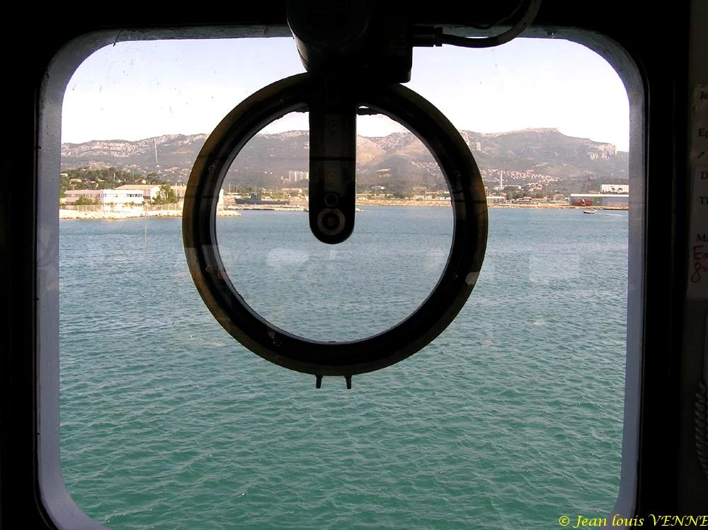 La Seyne, vue par un hublot