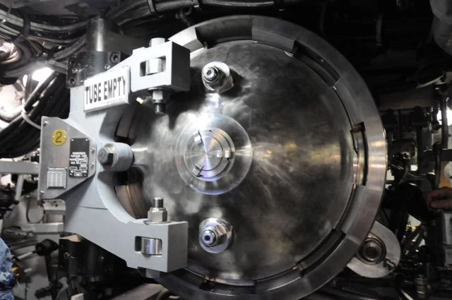 Porte arrière d'un tube lance-torpille