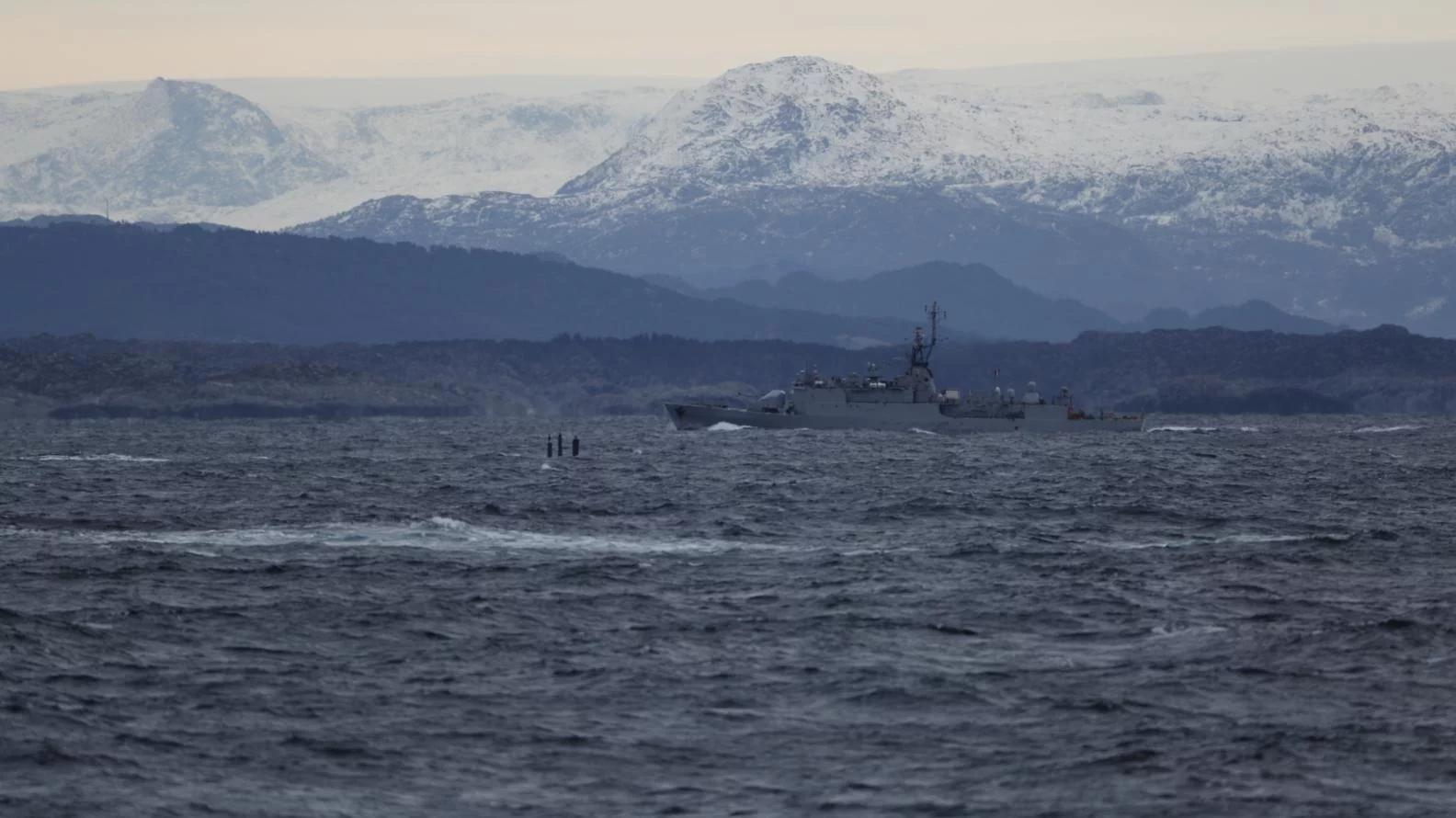 Le patrouilleur de haute-mer Commandant Bouan en mer de Norvège
