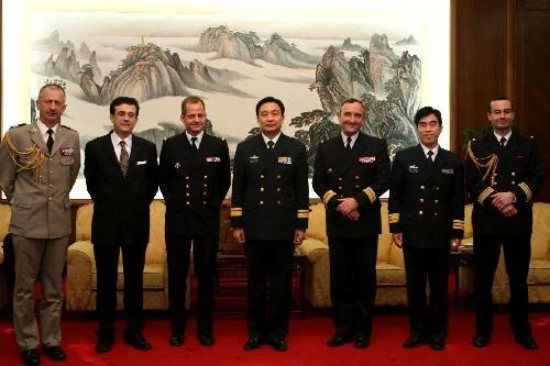 Accueil par les autorités Chinoises