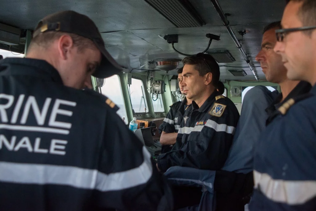 En passerelle du Dumont d’Urville