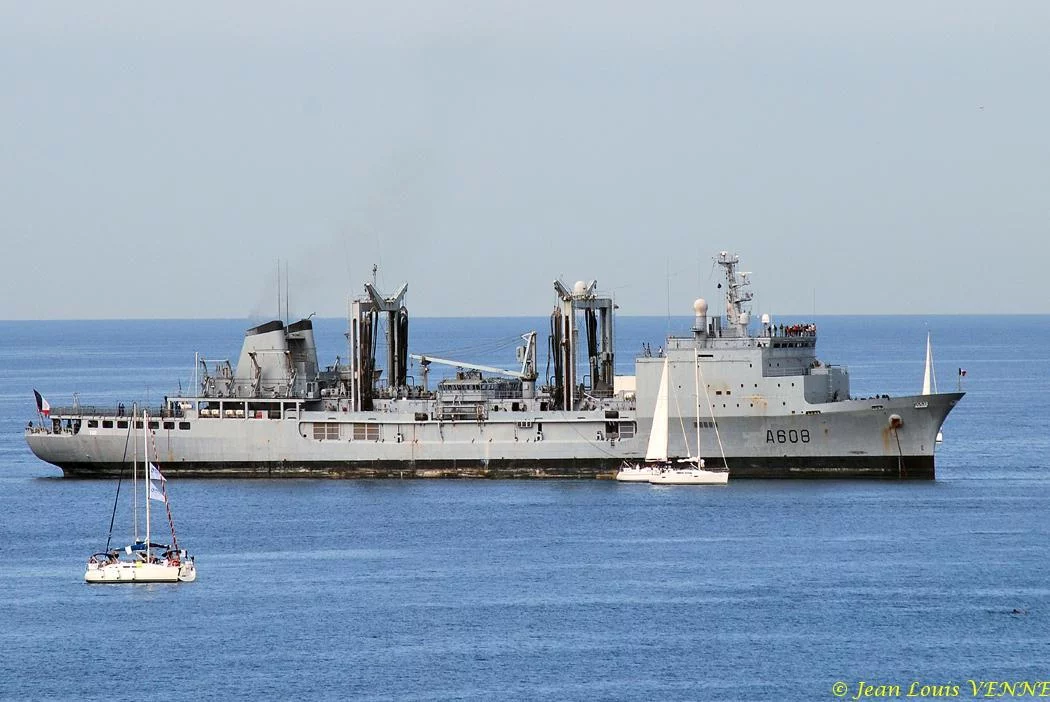 Le BCR Var au mouillage en rade de Bandol