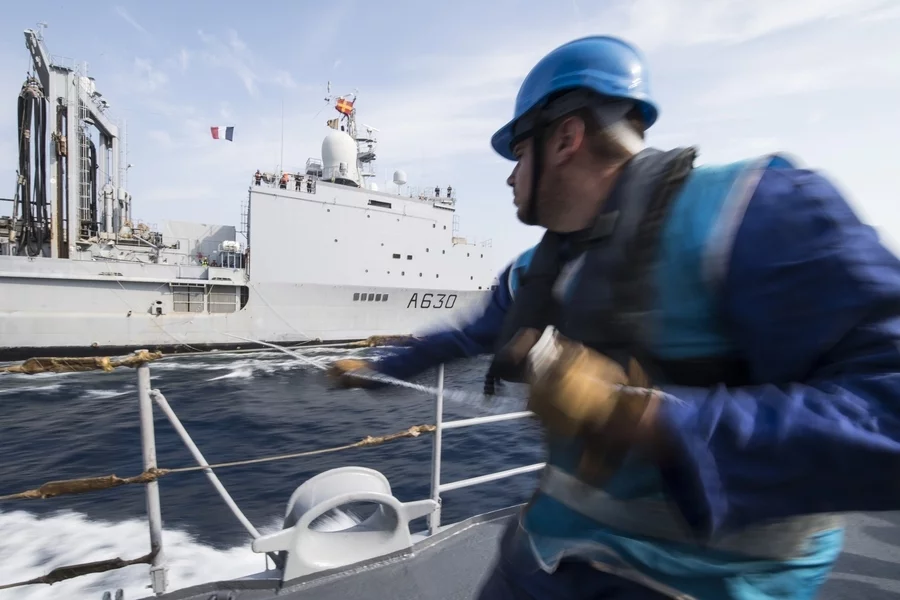 Ravitaillement à la mer