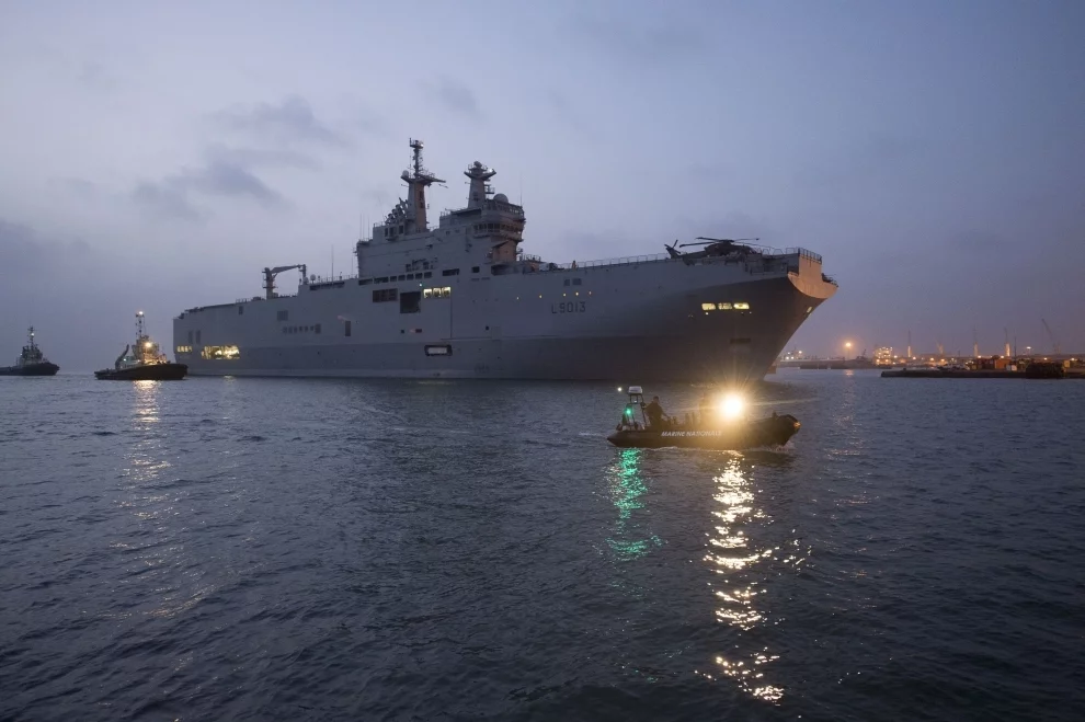 Le BPC Mistral arrive à Djibouti