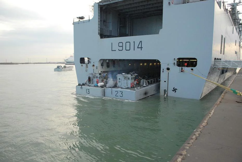 2 CTM sortent du radier