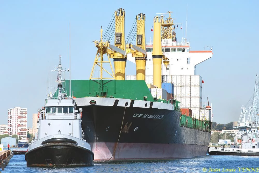 Arrivée à Toulon du porte-conteneurs Magallanes