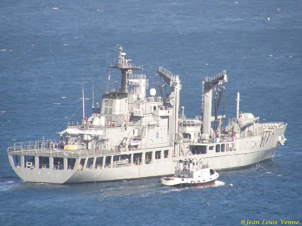 Le pétrolier-ravitailleur HWACHEON