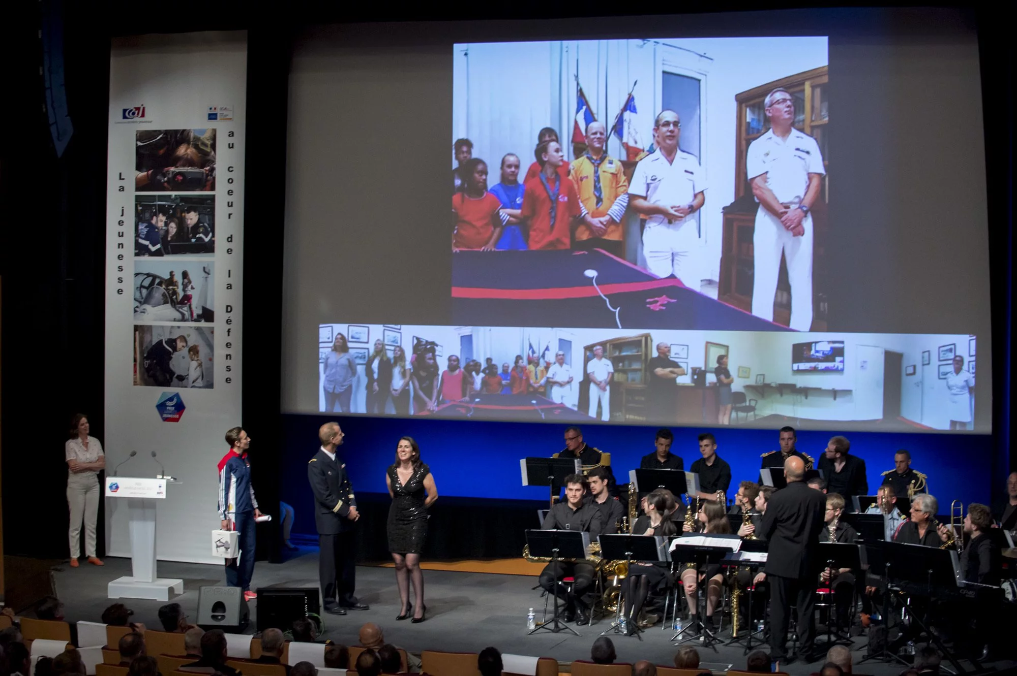 Remise du Prix Armées-Jeunesse 2017 à deux unités de la Marine