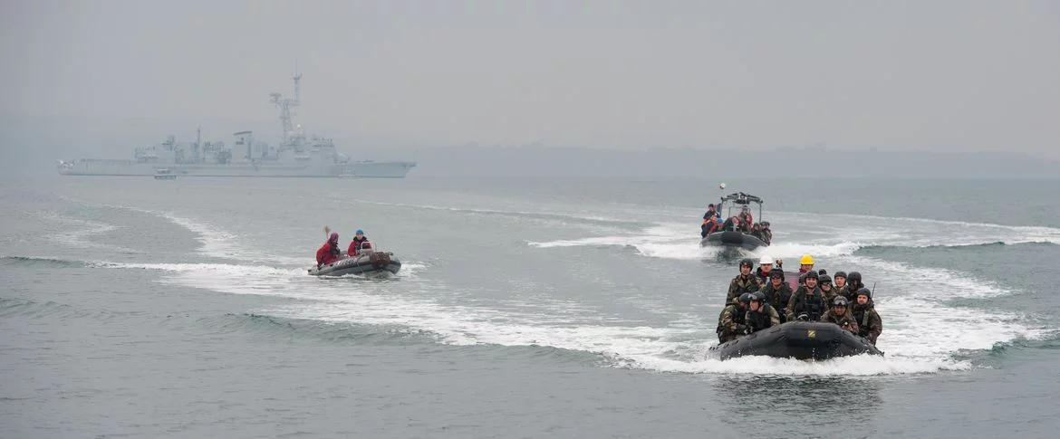 La frégate Latouche-Tréville s’entraîne à une évacuation de ressortissants