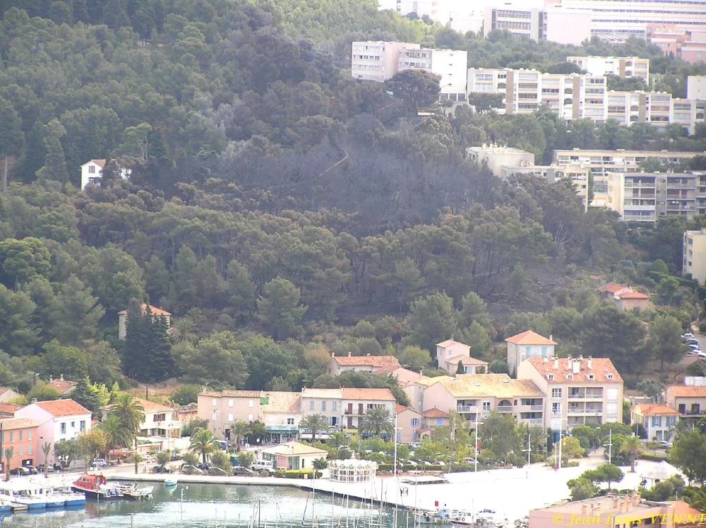 Les dégâts provoqués par l'incendie au CIN St Mandrier