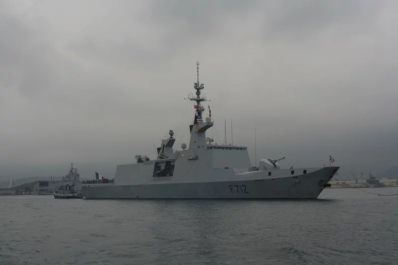 Appareillage de la frégate Courbet