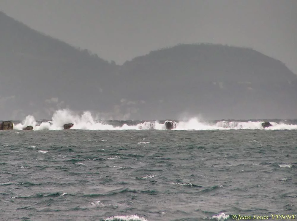 La digue qui protÃ¨ge la rade de Toulon