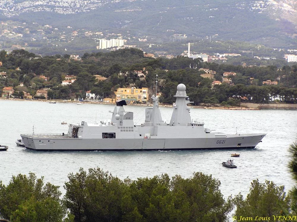 Le Chevalier Paul au moullage dans la baie du Lazaret