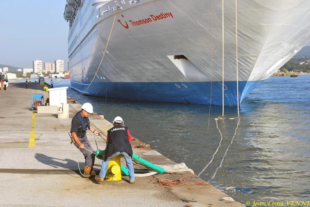 Le paquebot Thomson Destiny fait escale à La Seyne-sur-mer