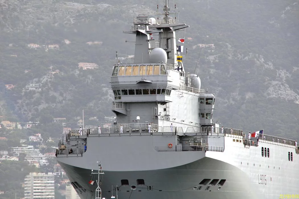 Arrivée du BPC Dixmude à Toulon