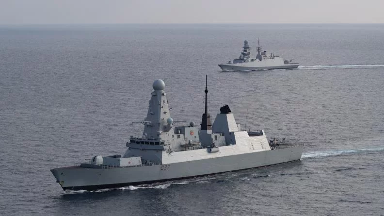 Frégates étrangères participant à l'exercice Orion