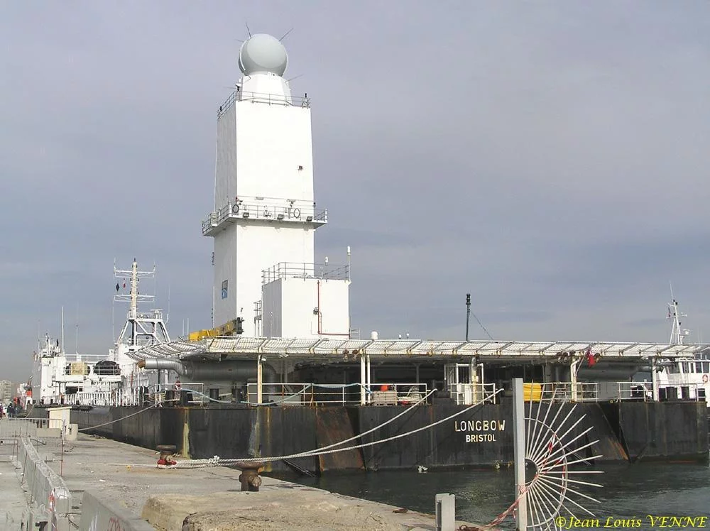 La barge Longbow de retour Ã  La Seyne sur mer