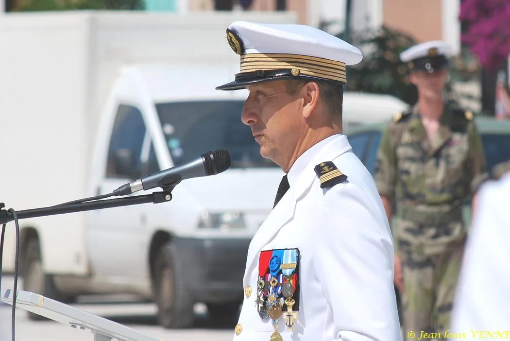 Le commandant du CIN