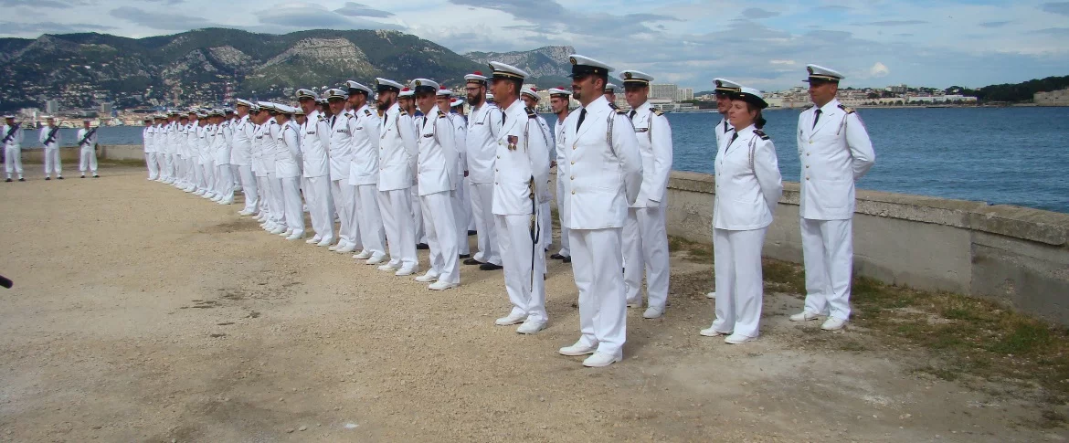 Cérémonie devant la rade de Toulon