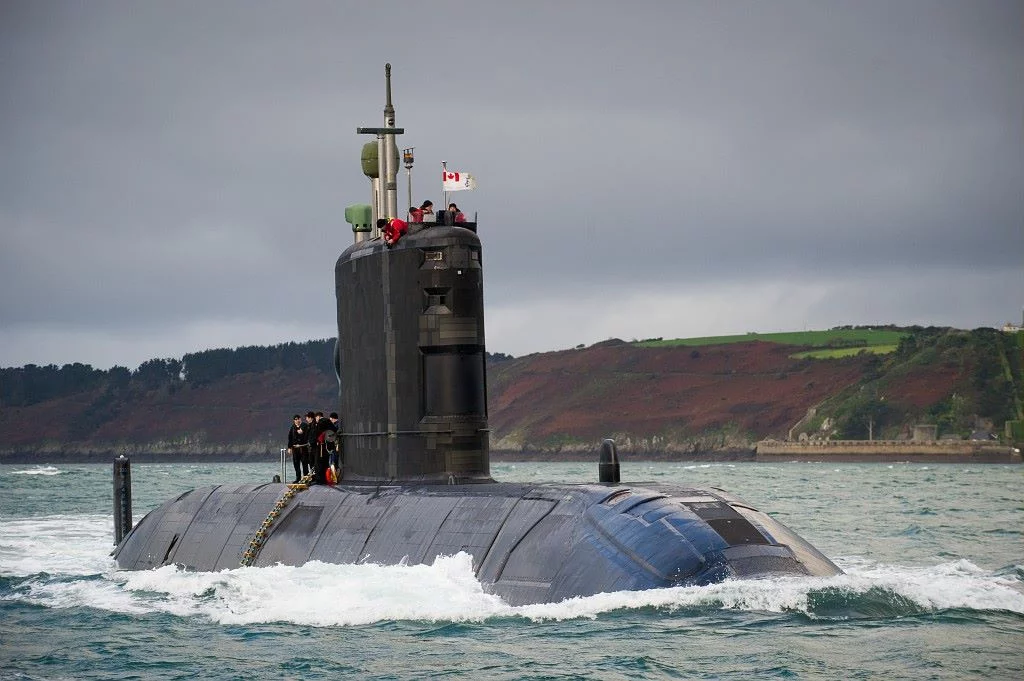Le sous-marin canadien HMCS Windsor fait escale à Brest
