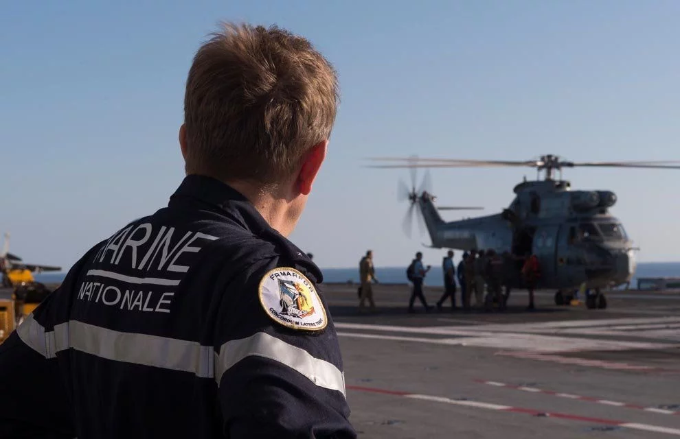 Le groupe aéronaval patrouille à l’ouest du golfe d’Aden